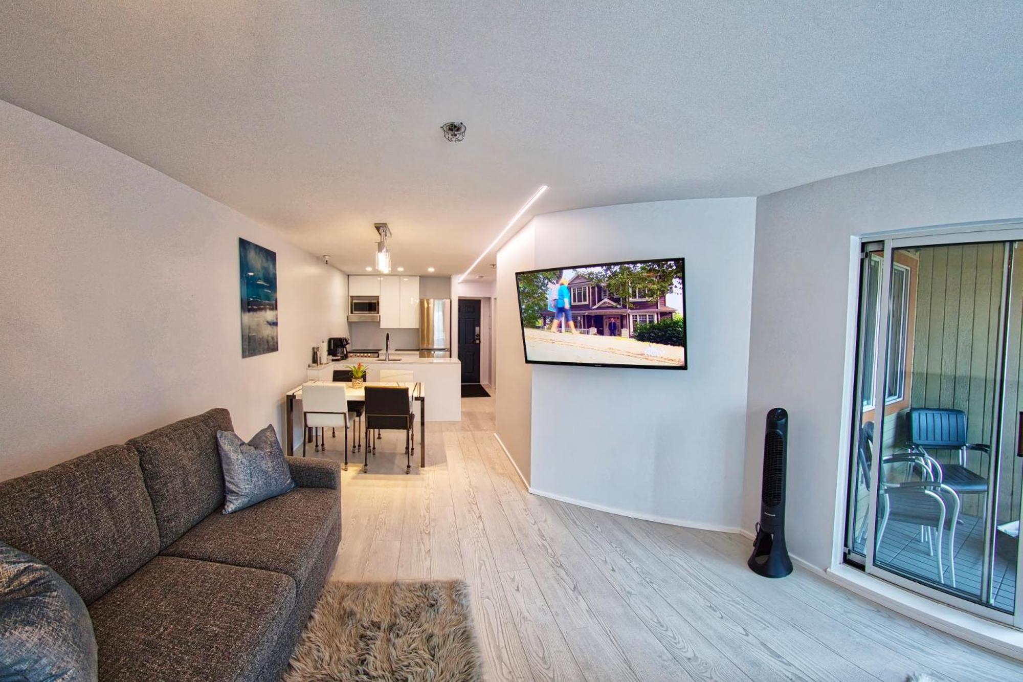 Upscale Modern Apartamento